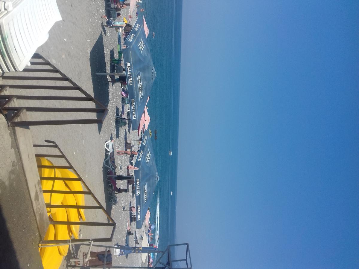 Runo Guest House Gagra Dış mekan fotoğraf